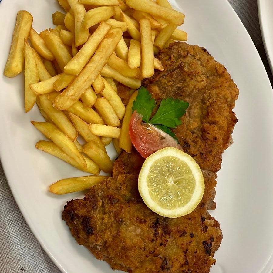 Schnitzel mit Pommes frites